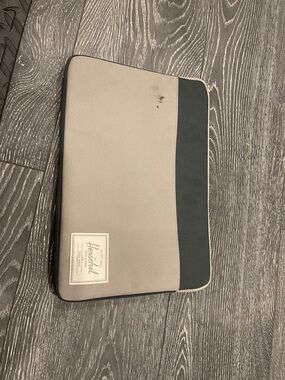 Herschel Supply Company Beige and Black Laptop Sleeve